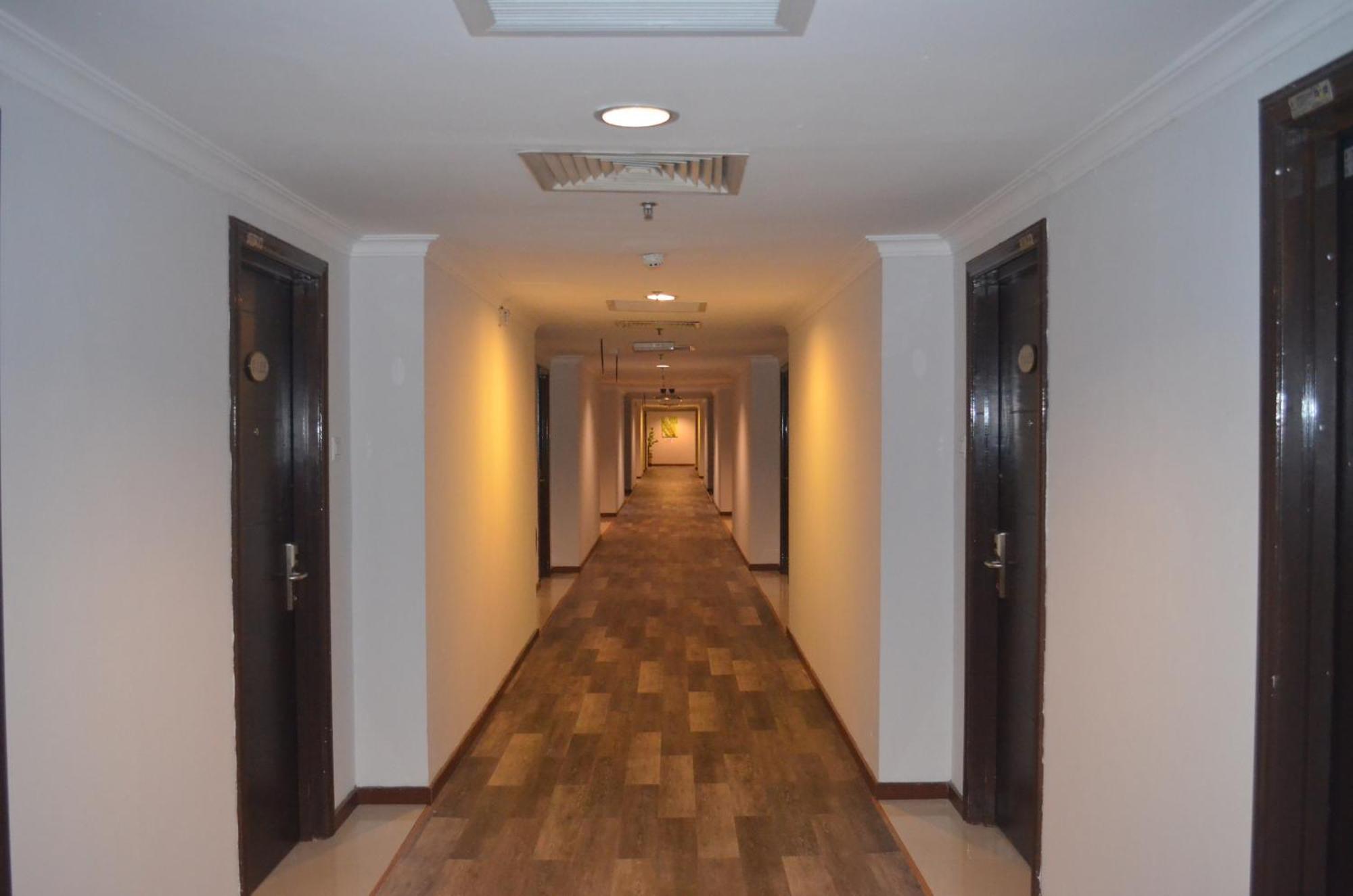 Td Plaza Hotel Kota Kinabalu Exterior photo
